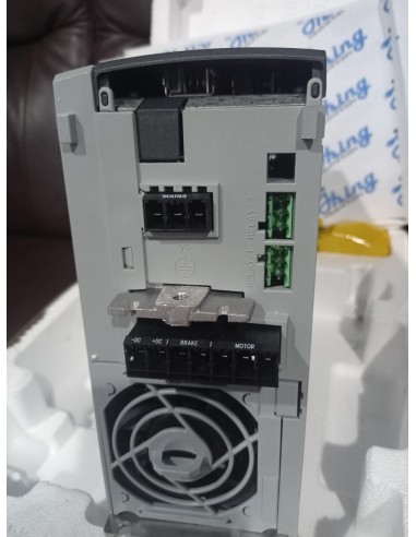 131B4215 Danfoss VFD HVAC Drive 4.0...